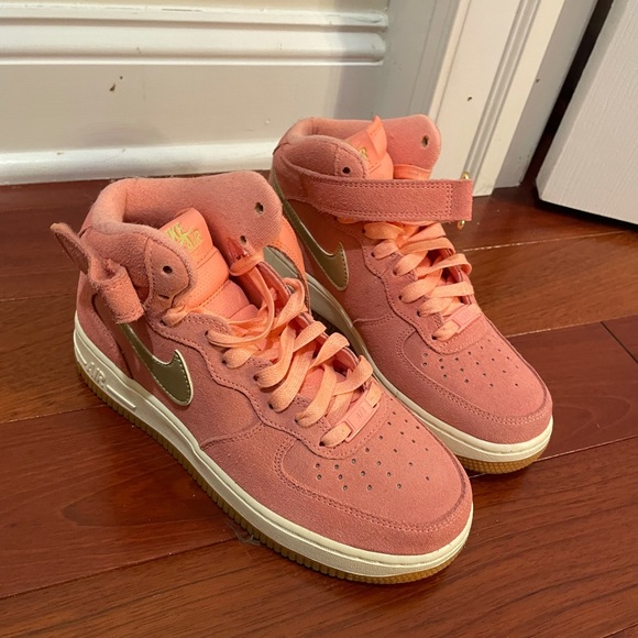 Nike - Picture 1 of 3